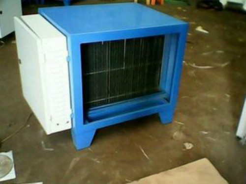 餐飲靜電(dian)式油(you)煙(yan)淨化(hua)器(qi)